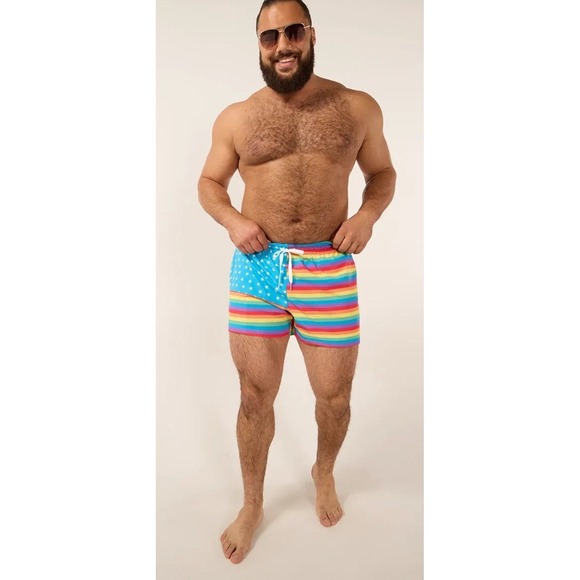 Chubbies Men's Love Is Love (actual 3") Swim Trunks Med. Pride LGBTQ Beach Party - Picture 1 of 12